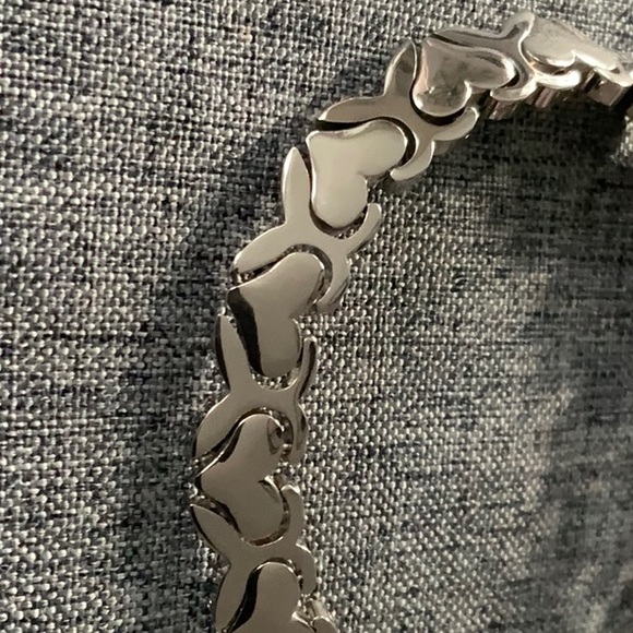 Sterling silver heart bracelet - Picture 2 of 3